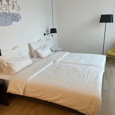 Hotel Im Leskanpark كولونيا المظهر الخارجي الصورة