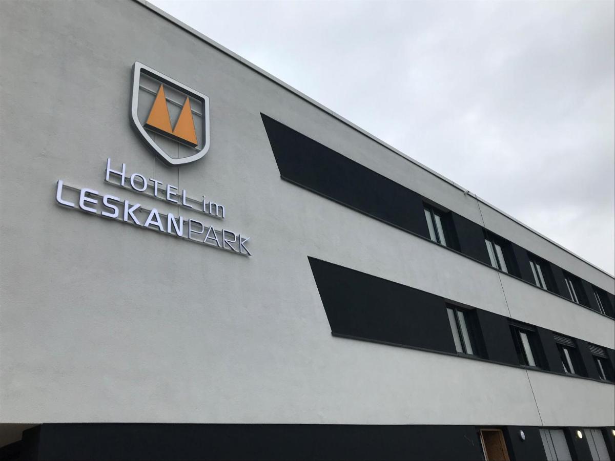 Hotel Im Leskanpark كولونيا المظهر الخارجي الصورة