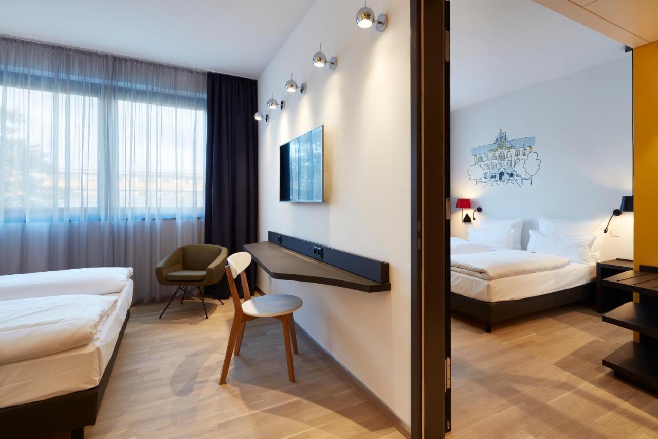 Hotel Im Leskanpark كولونيا المظهر الخارجي الصورة