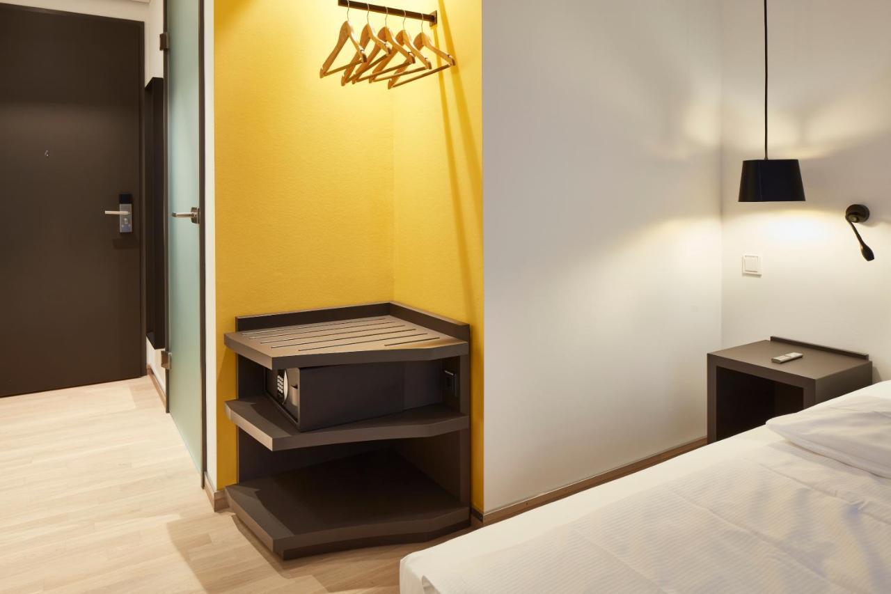 Hotel Im Leskanpark كولونيا المظهر الخارجي الصورة
